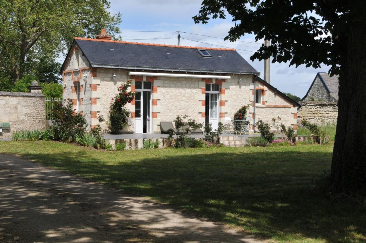 Petite Maison Des Roses - Gite 2 Personnes Брен-сюр-Аллонн Экстерьер фото